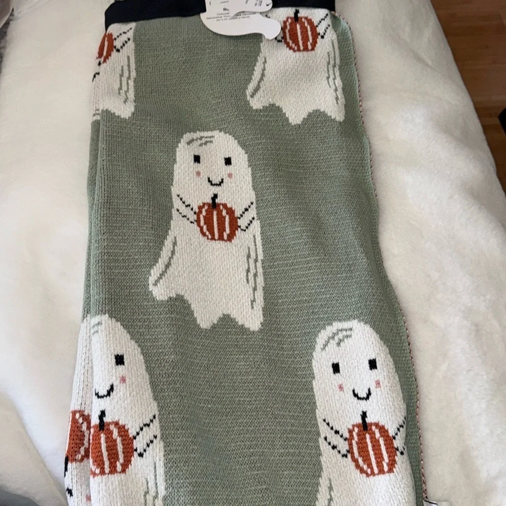 GOBLIN & GHOUL GREEN GHOST PUMPKIN JACK O LANTERN OVERSIZED HALLOWEEN THROW NWT